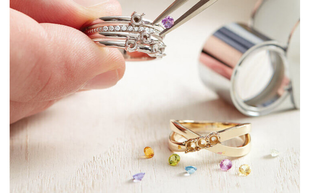 The process of manufacturing jewelry