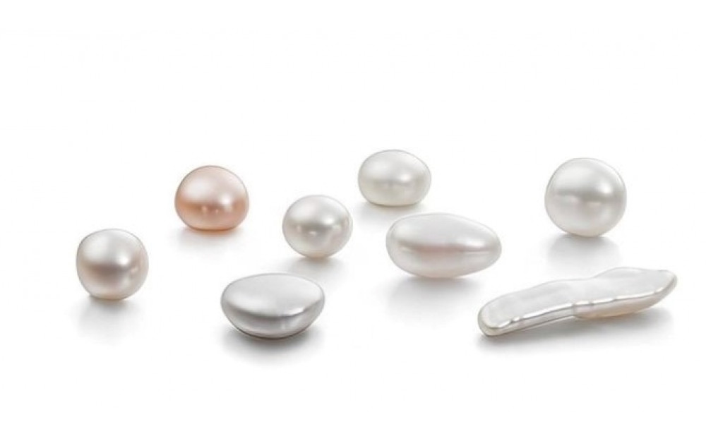 The expert’s guide to pearls shapes